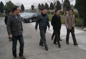 領導蒞臨小區檢查、指導工作